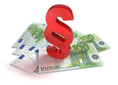 Das  Bild zeigt sechs 100-Euro-Geldscheine und darauf ein rotes Paragraphenzeichen